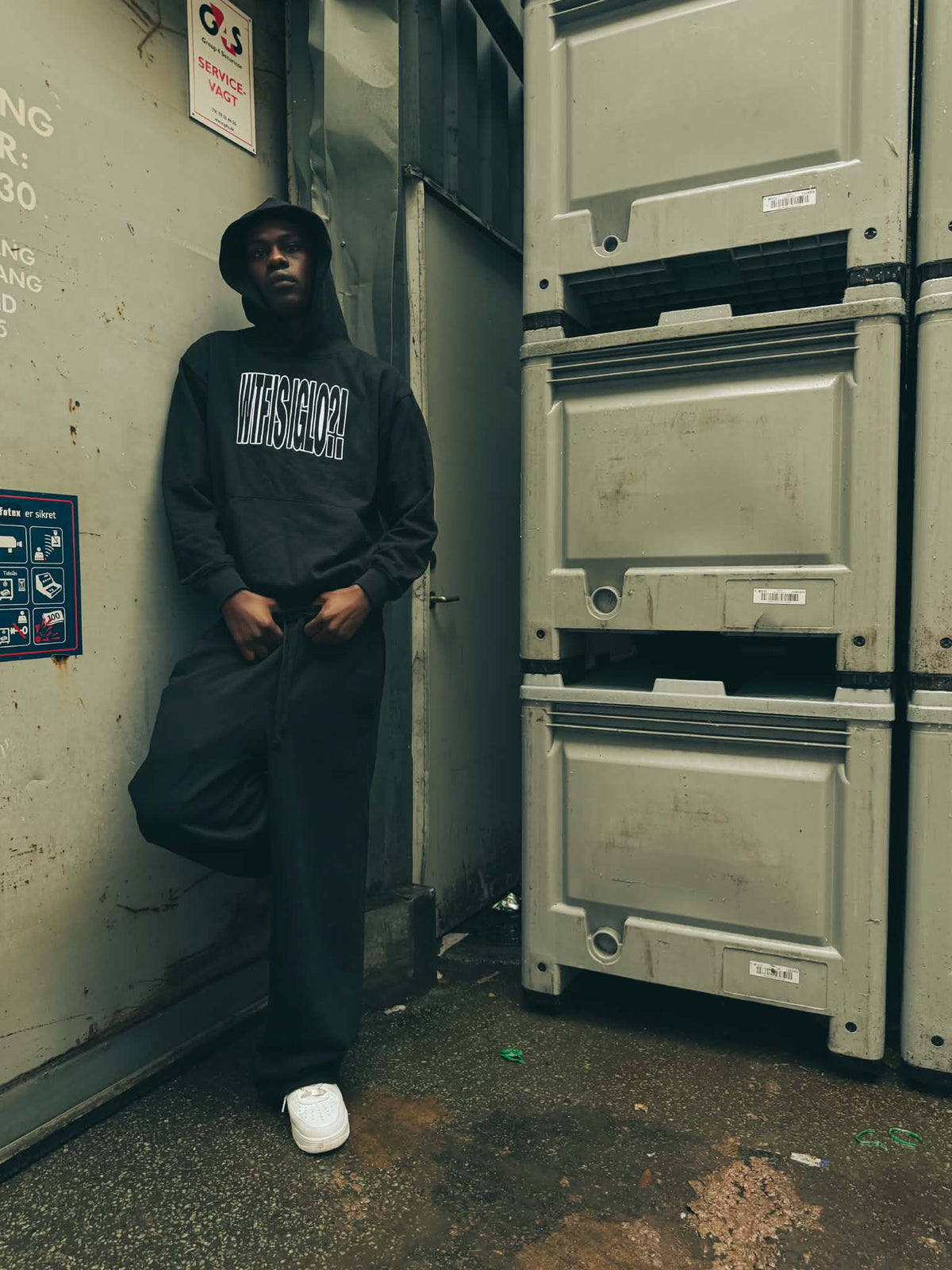 WTF IS IGLO Embroidered Hoodie – Black