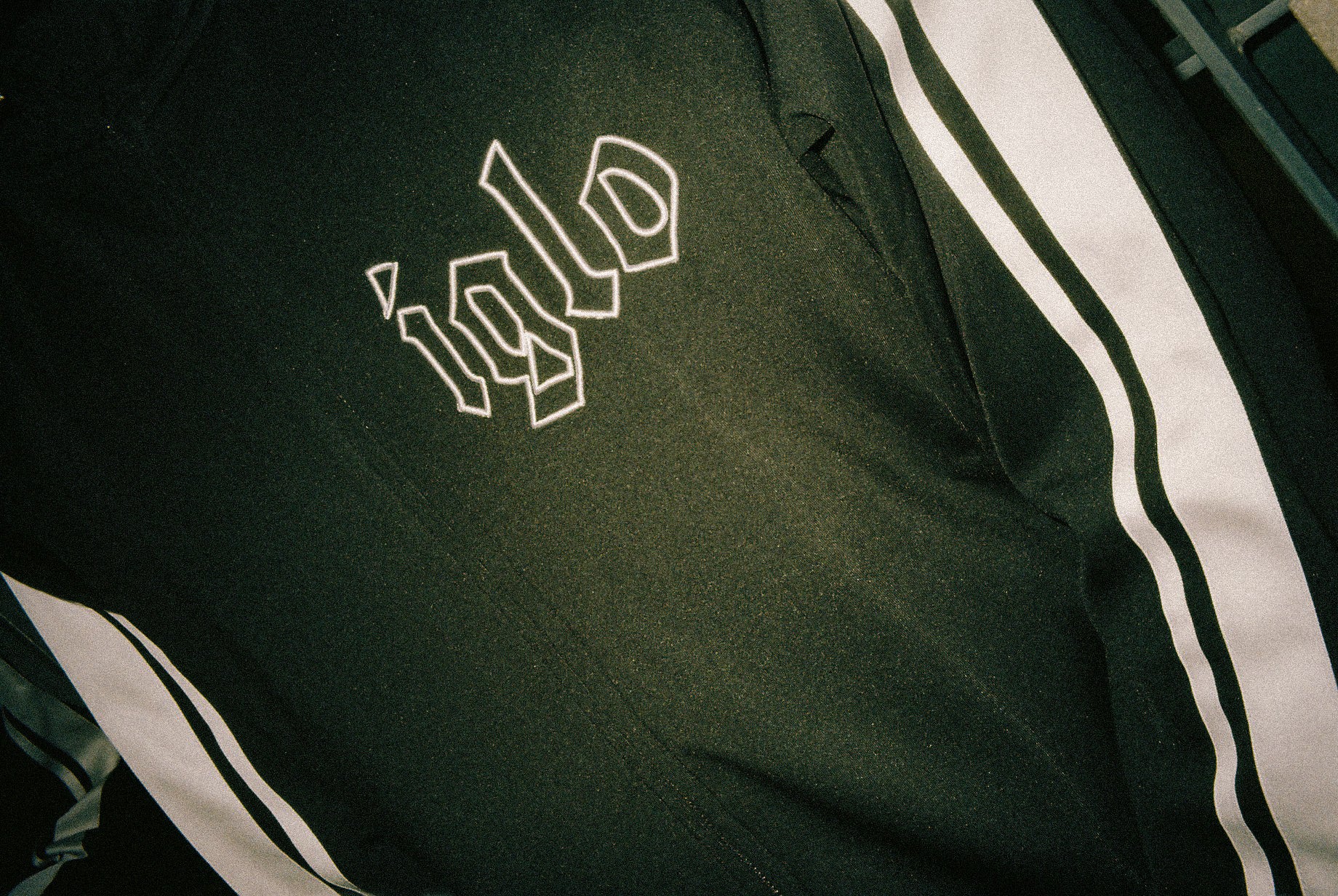 IGLO “Ice Line” Zip Jacket - Black