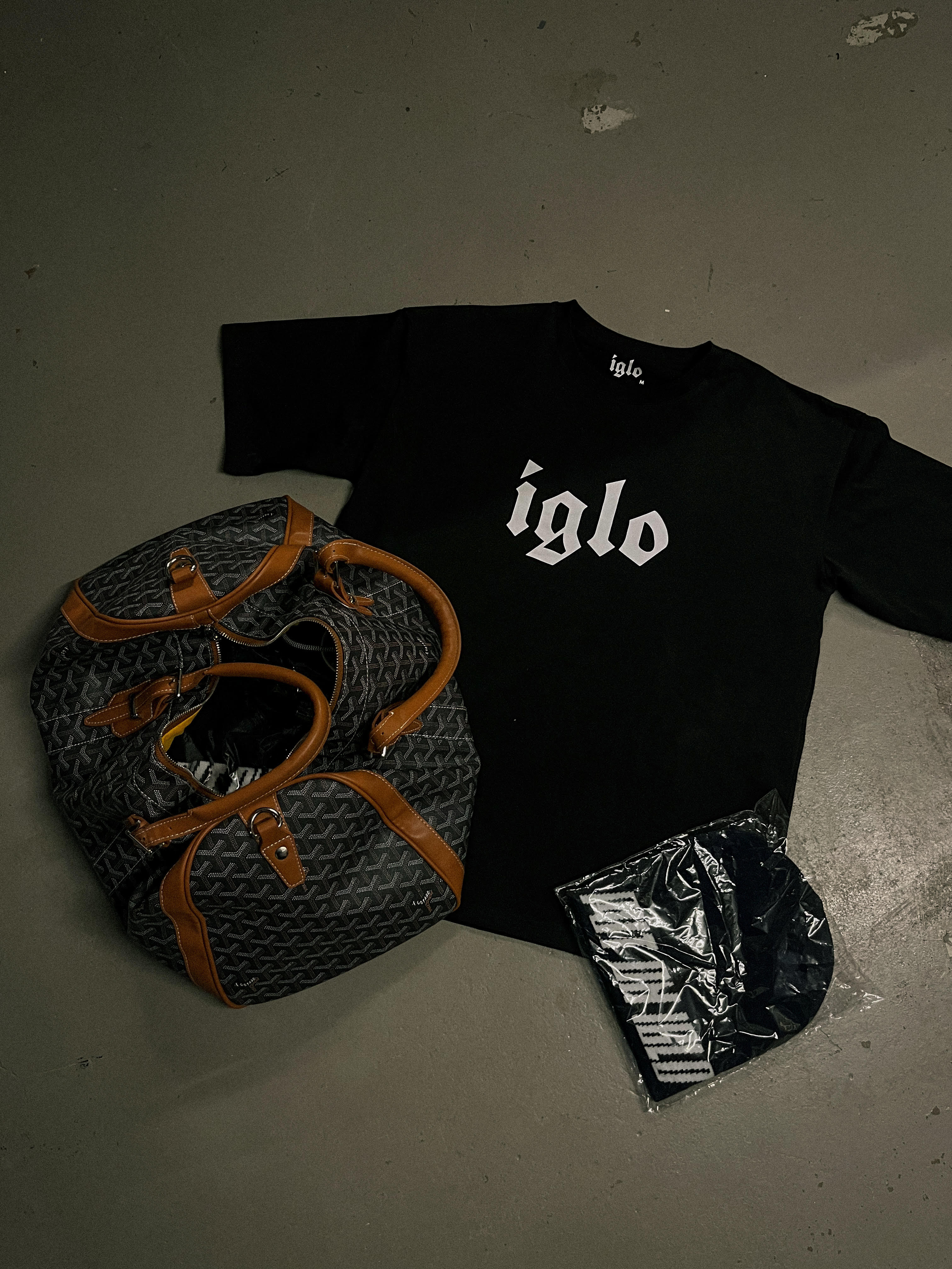 IGLO “Pure” Tee - Black
